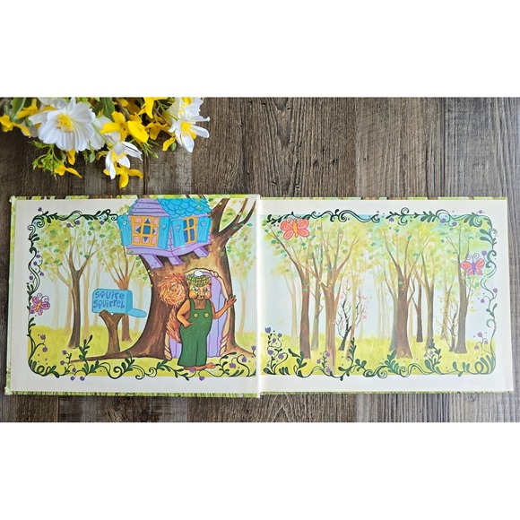 Vintage Children's Book 'The House in the Hole in the Side of the Tree' 1973 - Picture 4 of 8